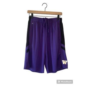 Washington Huskies  Shorts -Mens - Purple- Medium